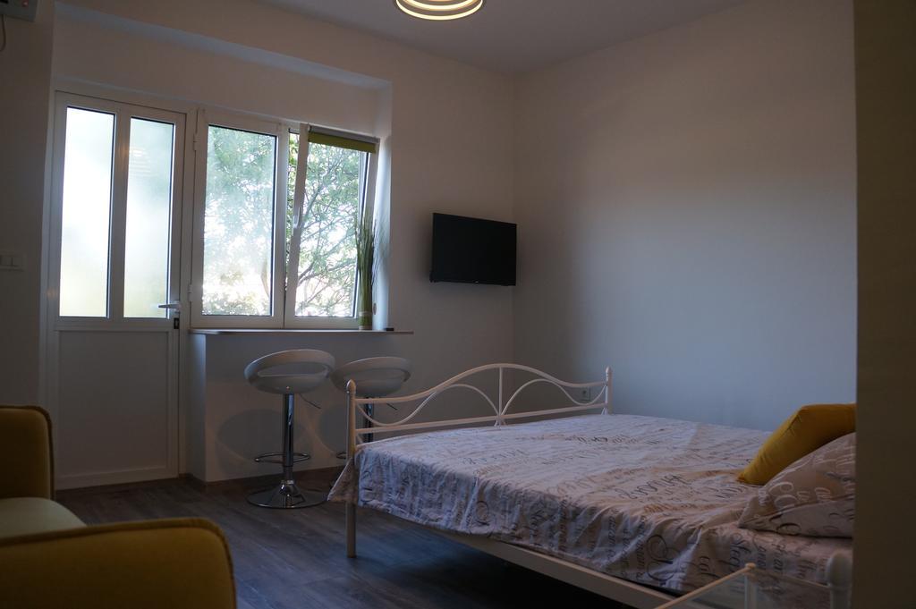 Apartments Valentino Supetarska Draga Luaran gambar